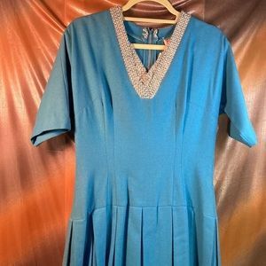 VINTAGE 1960's turquoise wool drop waist dress. Had a few flaws. 36” chest 200